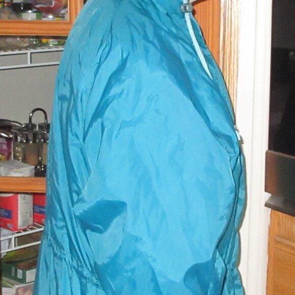 Women’s Hooded Northern Climate Spring/Winter Jacket – Very Comfy Size L - Picture 4 of 8